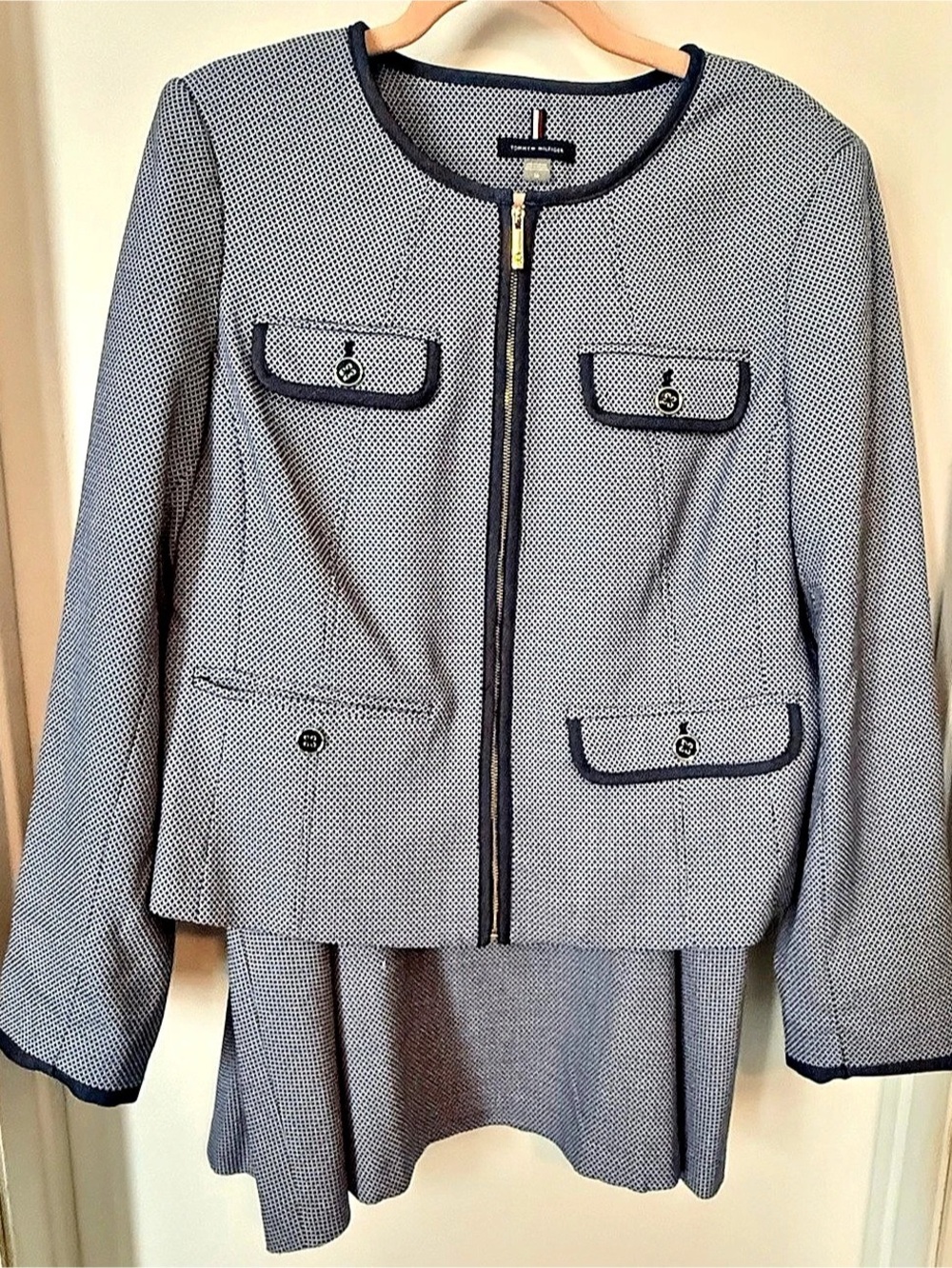 Tommy Hilfiger Size 16 Navy White Skirt Suit Jacket 2 Piece Set